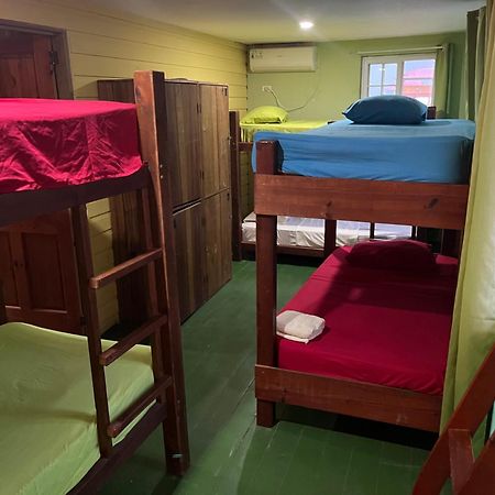 Hostal Cay Bastimentos Eksteriør bilde