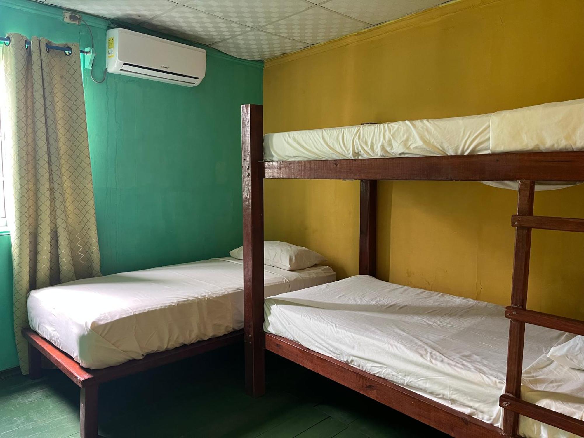Hostal Cay Bastimentos Eksteriør bilde
