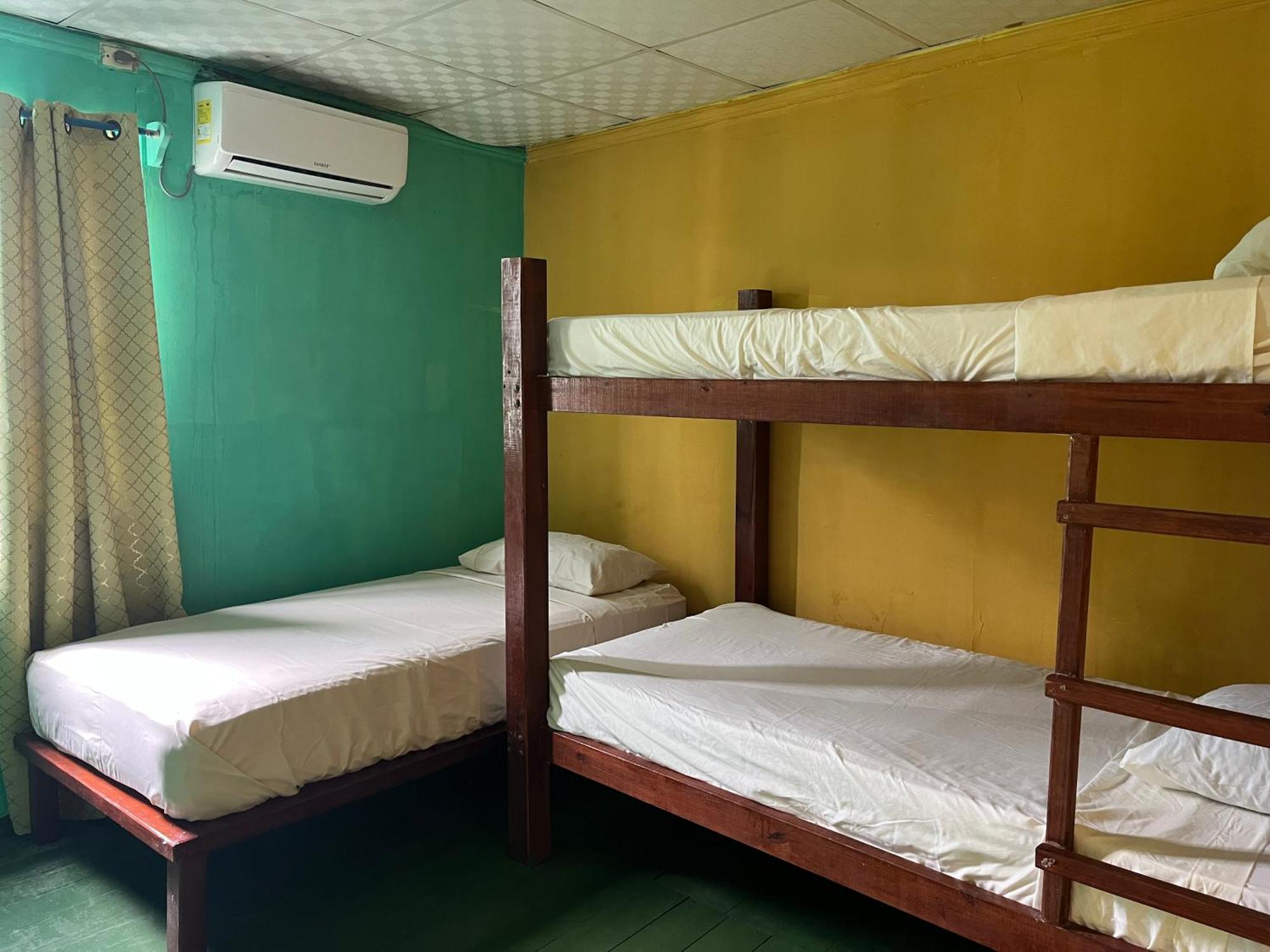 Hostal Cay Bastimentos Eksteriør bilde