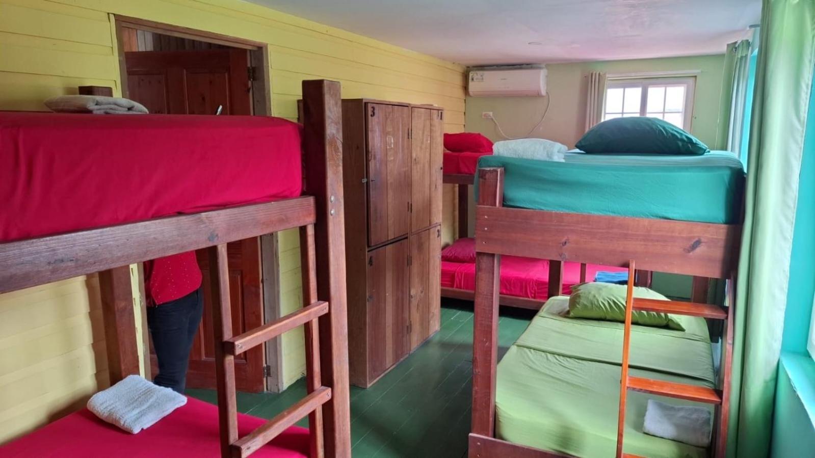Hostal Cay Bastimentos Eksteriør bilde